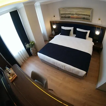 Nevi & Taksim Отель 4*