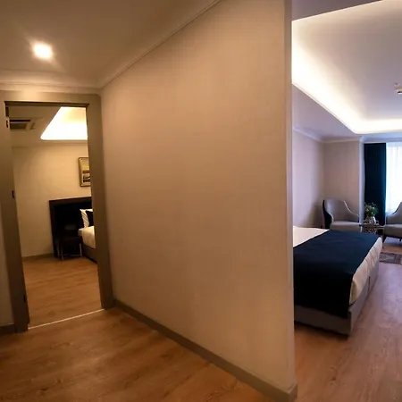 Отель Nevi & Taksim Стамбул