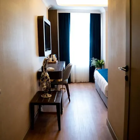 Nevi & Taksim Istanbul