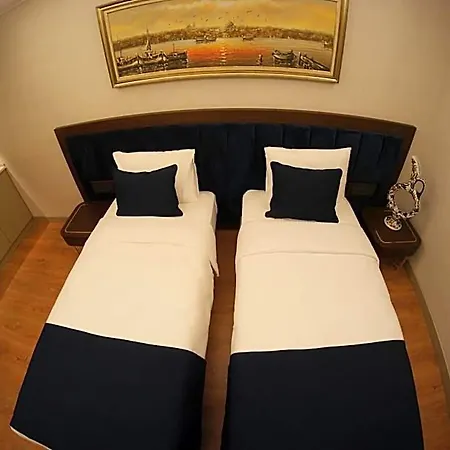 Nevi & Taksim Hotel 4*