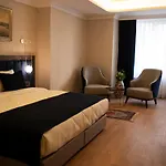 Hotel Nevi & Taksim 4*