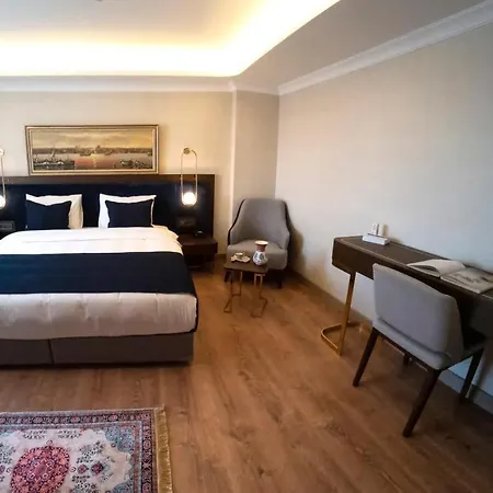 Nevi & Taksim 호텔 4*
